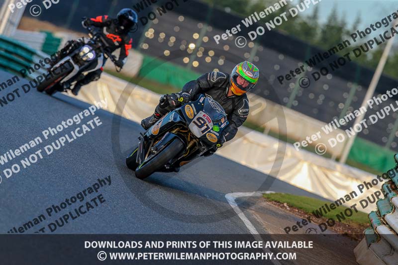 PJM Wedding Photography;enduro digital images;event digital images;eventdigitalimages;mallory park;mallory park photographs;mallory park trackday;mallory park trackday photographs;no limits trackdays;peter wileman photography;racing digital images;trackday digital images;trackday photos